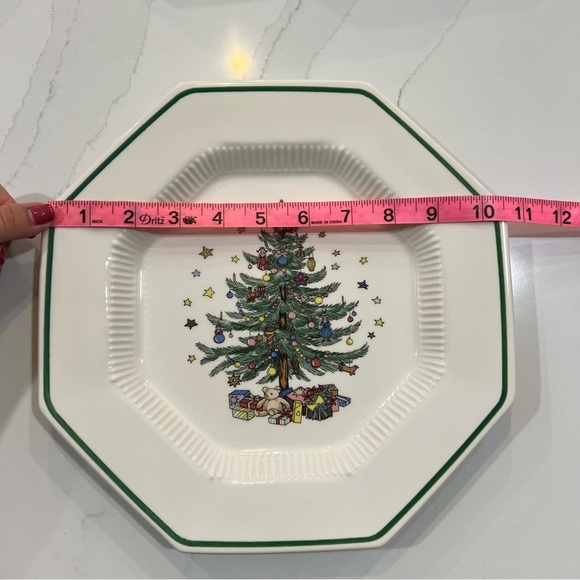 Nikko Christmastime Dinner Plate Octagonal 10 Inch Christmas Tree Made i… - Picture 7 of 7